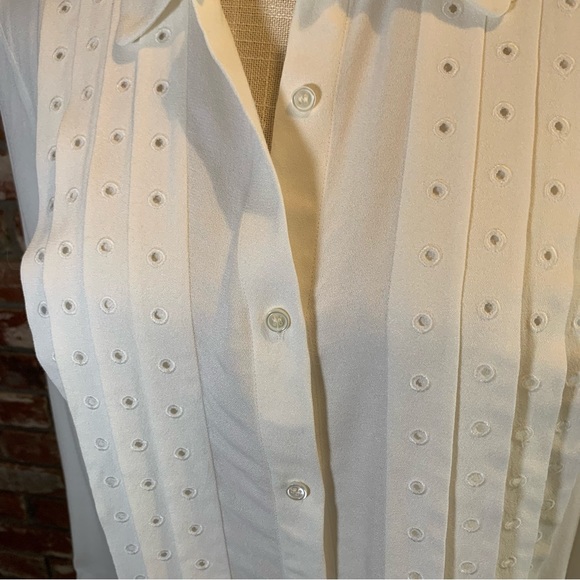 Frame Tuxedo Style Off White Button Down Blouse - Picture 4 of 7